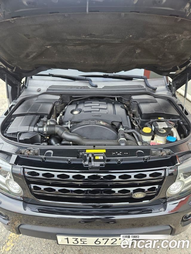 Land Rover Discovery 4 3.0 SDV6 SE, 2013 11