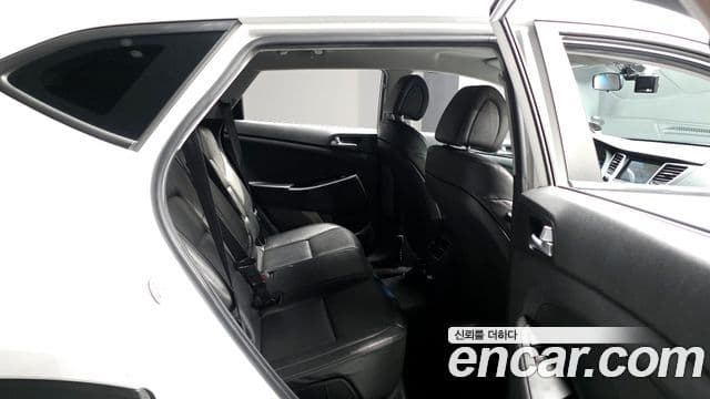 Hyundai All New Tucson Modern, 2017 12