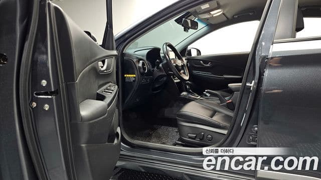 Hyundai Kona Modern Art, 2018 10