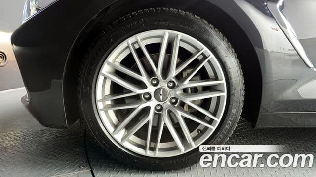 Genesis G70 Elite, 2019 все фото