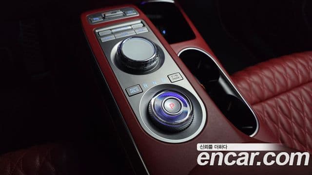 Genesis GV70, 2021 9