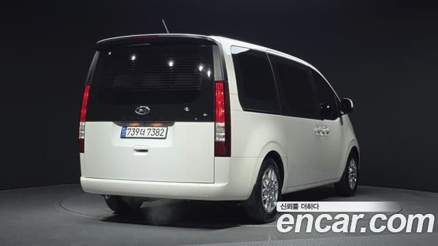 Hyundai Staria Modern, 2023 2