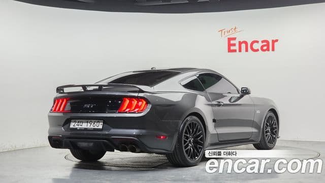 Ford Mustang GT купе, 2018 2