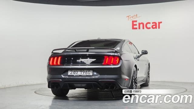 Ford Mustang GT купе, 2018 4