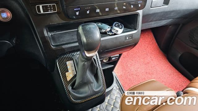 Hyundai Staria Modern, 2023 9