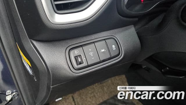 Hyundai Venue Modern, 2020 18