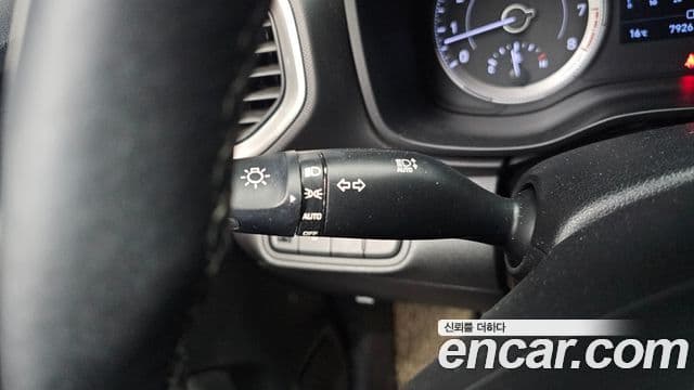 Hyundai Venue Modern, 2020 19