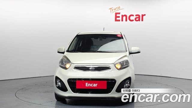 Kia All New Morning Deluxe Trendy, 2015 3