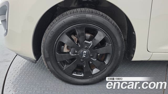 Kia All New Morning Deluxe Trendy, 2015 все фото