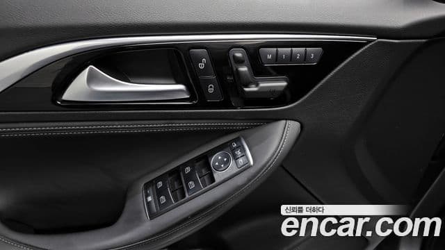 Infiniti Q30 Premium, 2017 18