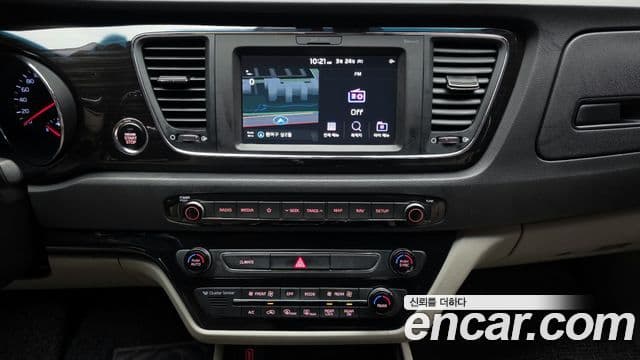 Kia The / новый New Carnival Special, 2019 15