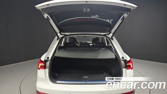 Audi Q3 (F3), 2020 20