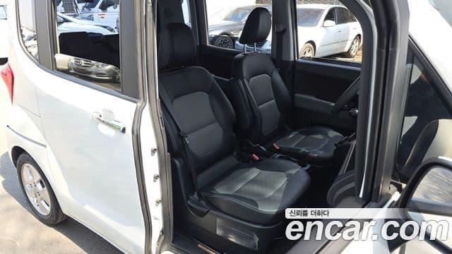 Kia The / новый New Ray Prestige, 2021 12