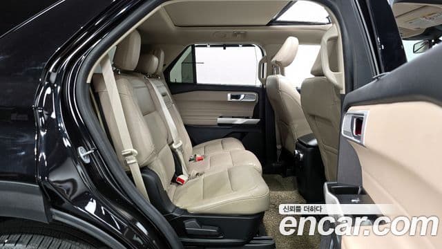 Ford Explorer 6세대 2.3 Limited 4WD, 2022 12