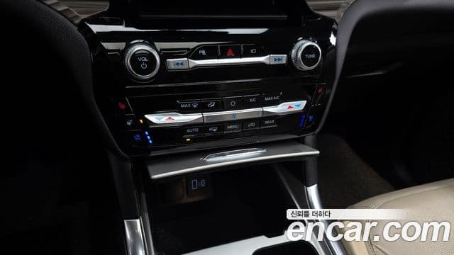 Ford Explorer 6세대 2.3 Limited 4WD, 2022 17