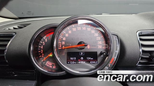 Mini Cooper 클럽맨 2세대, 2020 8