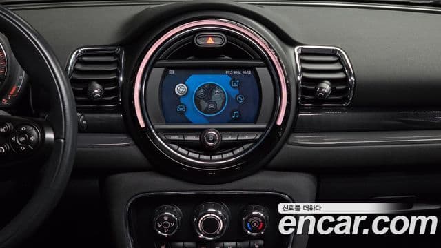 Mini Cooper 클럽맨 2세대, 2020 14