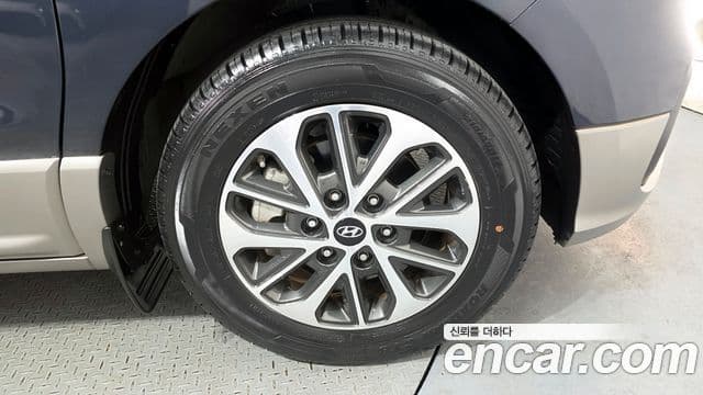 Hyundai The / новый New Grand Starex Exclusive, 2019 все фото