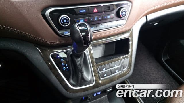 Hyundai The / новый New Grand Starex Exclusive, 2019 9