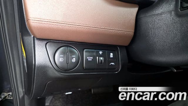 Hyundai The / новый New Grand Starex Exclusive, 2019 16