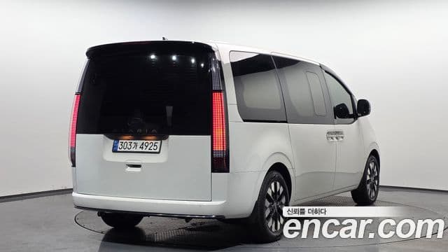Hyundai Staria Inspiration, 2025 2