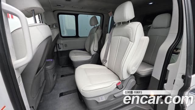 Hyundai Staria Inspiration, 2025 12
