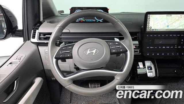 Hyundai Staria Inspiration, 2025 13