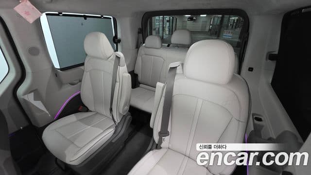 Hyundai Staria Inspiration, 2025 14