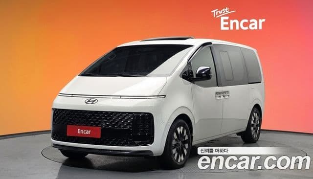 Hyundai Staria Inspiration, 2025 1