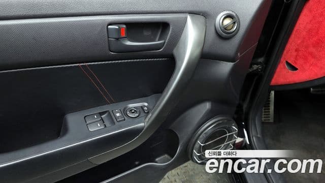 Kia Forte купе Luxury, 2011 11