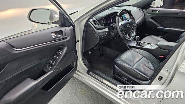 Kia K7 Premium, 2010 11