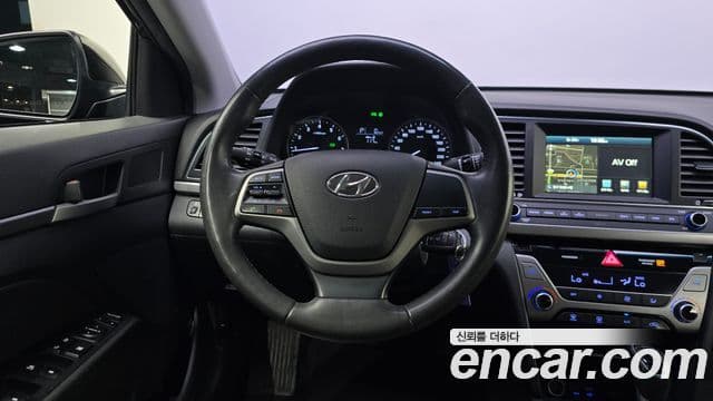 Hyundai Avante AD Special, 2016 13