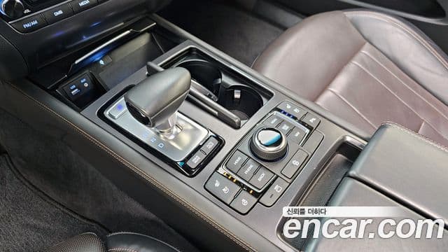 Genesis G80 Sport, 2017 9