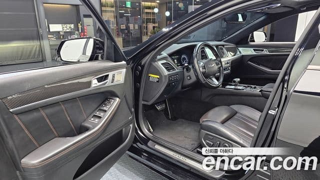 Genesis G80 Sport, 2017 11