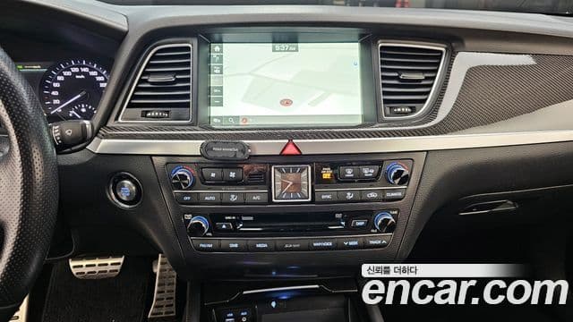 Genesis G80 Sport, 2017 16