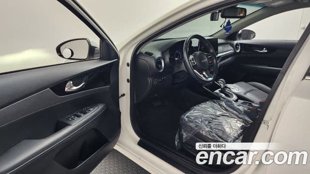 Kia The / новый New K3 2세대 Noblesse, 2022 10