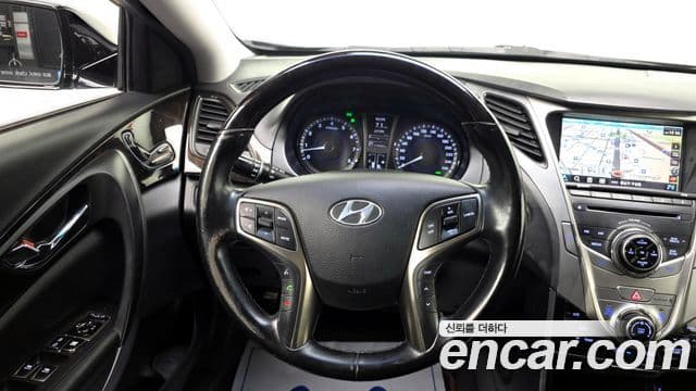 Hyundai Grandeur HG Luxury, 2011 16