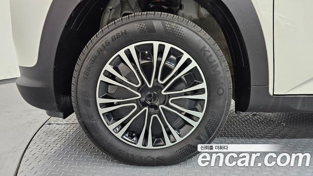 Hyundai Casper турбо D Essential, 2024 все фото