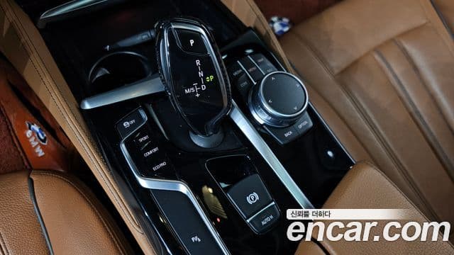 BMW 5시리즈 (G30) 520d Luxury Special Edition, 2018 9