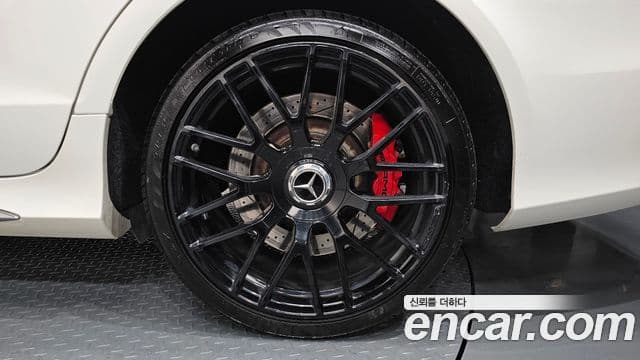 Mercedes-Benz CLS-класс W218 CLS63 AMG S 4MATIC, 2015 все фото