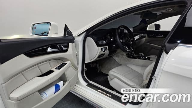 Mercedes-Benz CLS-класс W218 CLS63 AMG S 4MATIC, 2015 10