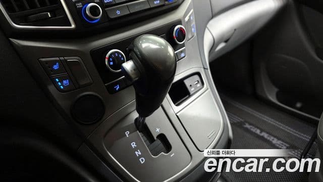 Hyundai The / новый New Grand Starex Modern, 2019 9