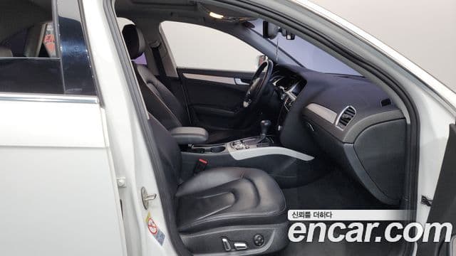 Audi New A4 B8, 2016 11