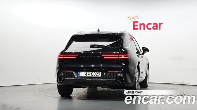 Genesis GV70, 2021 4