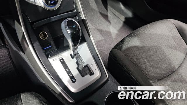 Hyundai Avante MD Luxury, 2011 9