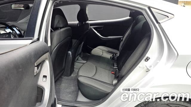 Hyundai Avante MD Luxury, 2011 12