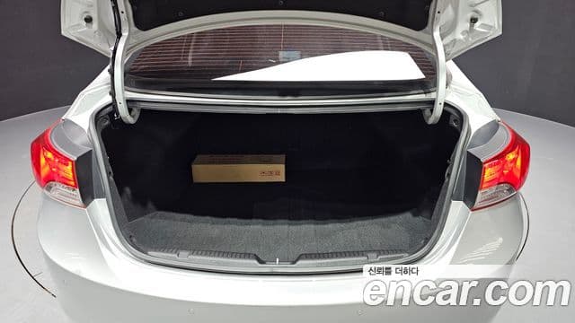 Hyundai Avante MD Luxury, 2011 20