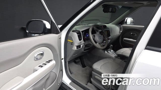 Kia Soul EV, 2018 10