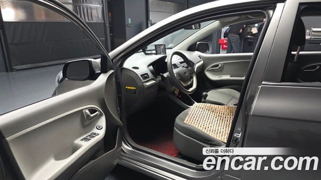 Kia All New Morning Special, 2012 10