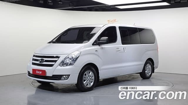 Hyundai Grand Starex Smart, 2017 1